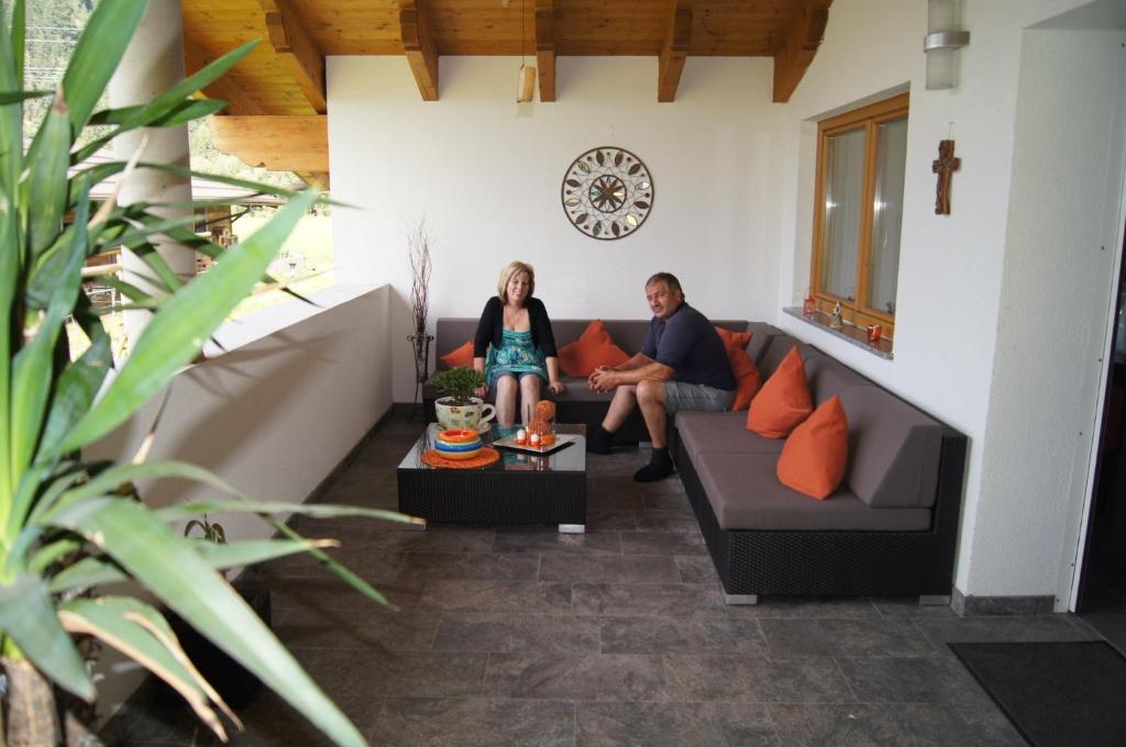 Część wypoczynkowa w obiekcie Apparthotel Stoanerhof