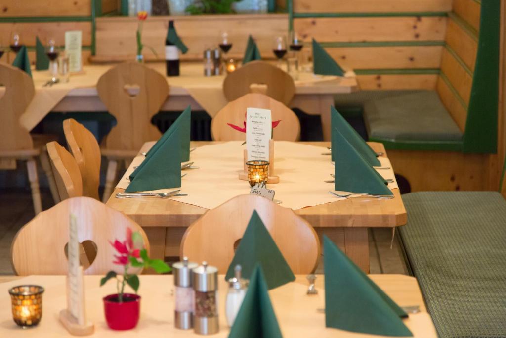 Restaurace v ubytování Hotel zum Kirchenwirt Mariazell