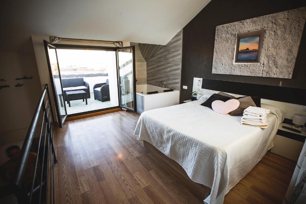 Love in the Loft - imagen 3