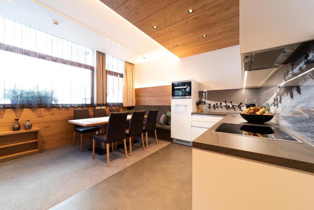 Kuchyň nebo kuchyňský kout v ubytování Hotel Rundeck
