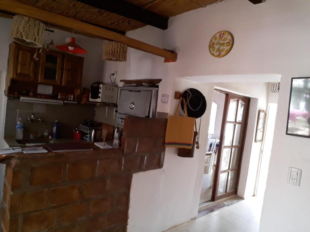 Una cocina o zona de cocina en Hostal Tierra Andina Cafayate
