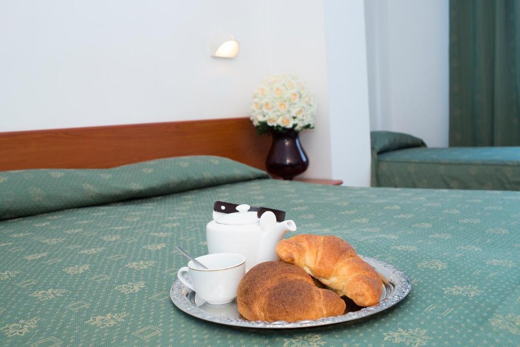 Jídlo v hotelu nebo okolí