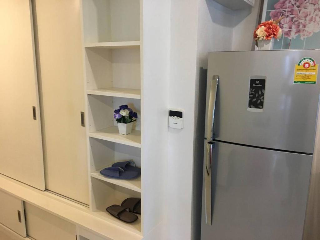 Kuchyň nebo kuchyňský kout v ubytování WOW Apartment at Unity Patong