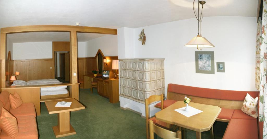 Posezení v ubytování Posthotel Rössle