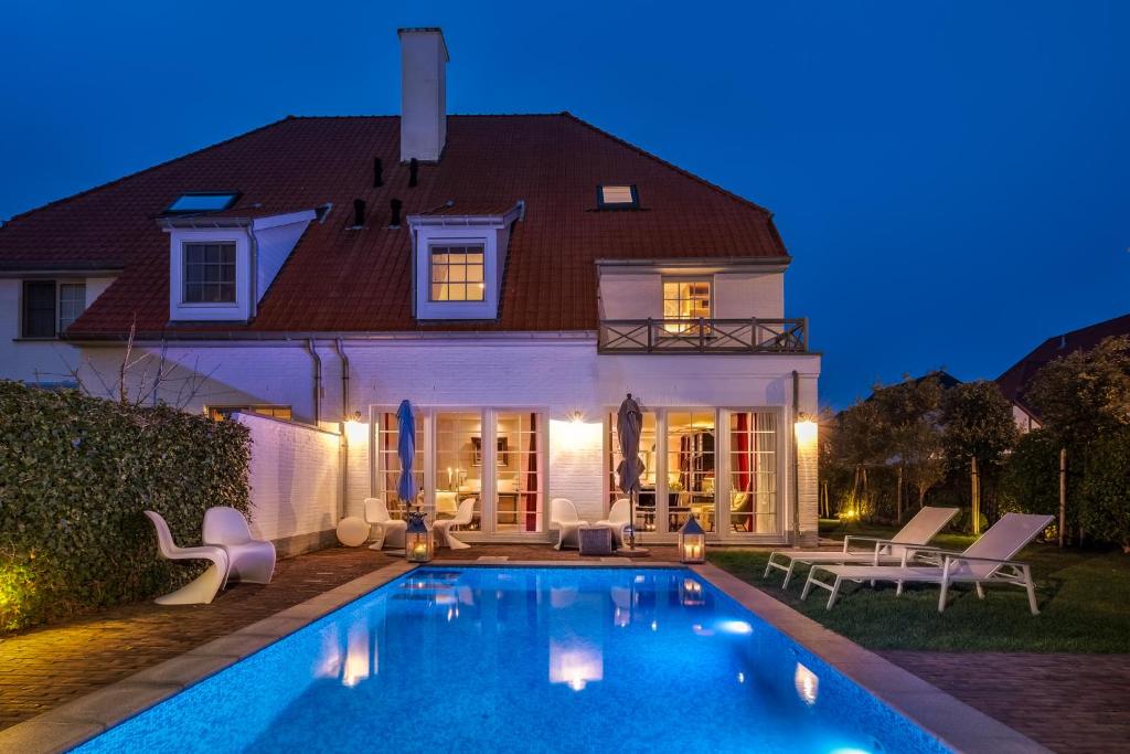 Bazén v ubytování B&B Maison seki nebo v jeho okolí