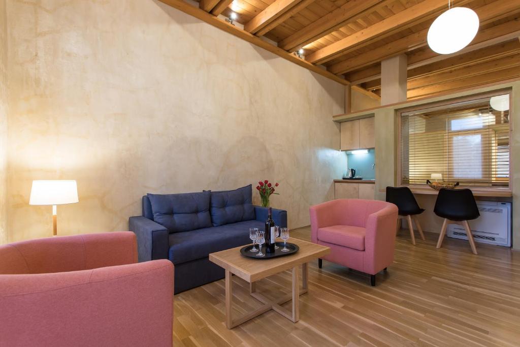 Polixeny's Suites - Resim 13