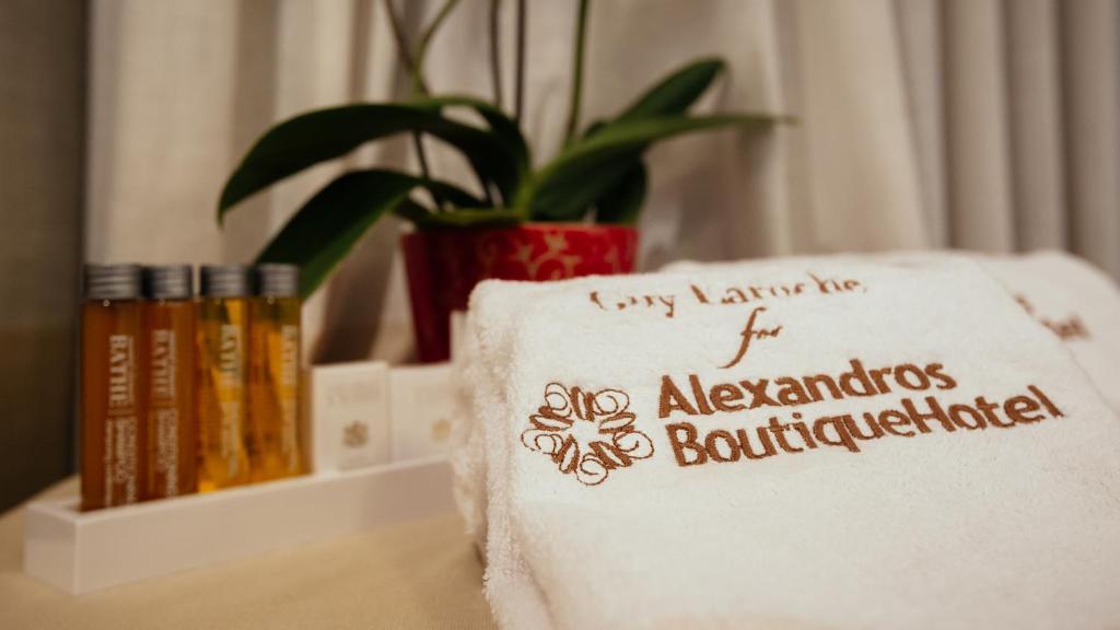 Alexandros Boutique Hotel - 17