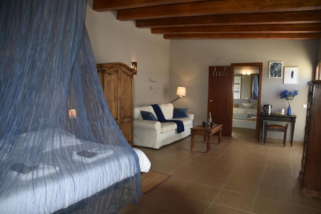 B&B El Ranxo - Deluxe Family Room With Mountain View