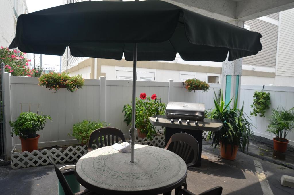 Patio nebo venkovní prostory v ubytování Sea Scape Inn