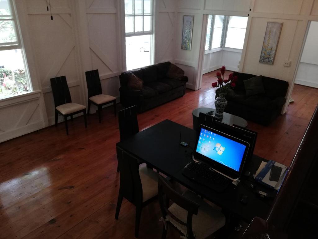 TV a/nebo společenská místnost v ubytování Casa completa en Gamboa, Canal de Panamá