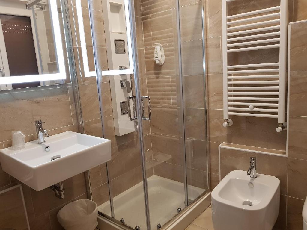 A bathroom at Valmarina