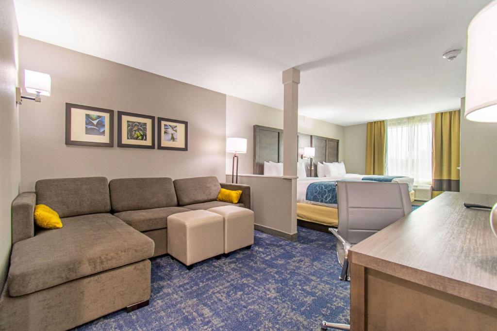 Comfort Suites Humble Houston IAH - Suite Con 2 Camas Grandes - No Fumadores