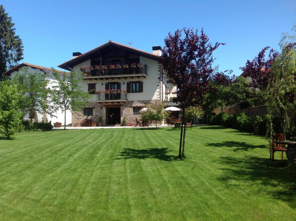 Hotel Rural Iribarnia reservar