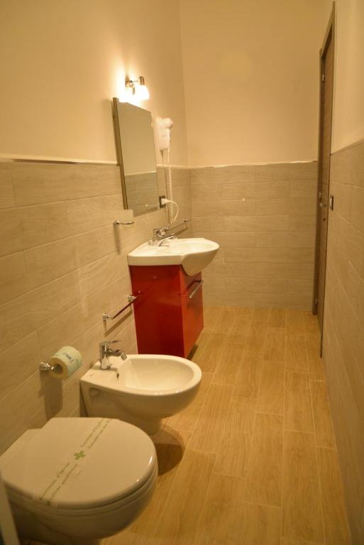 Koupelna v ubytování B&B Lara Santola