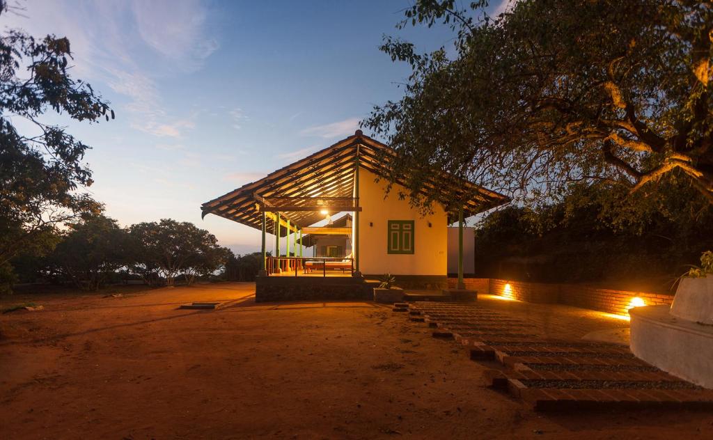 Zahrada ubytování Nil Sisila Beach Resort Yala