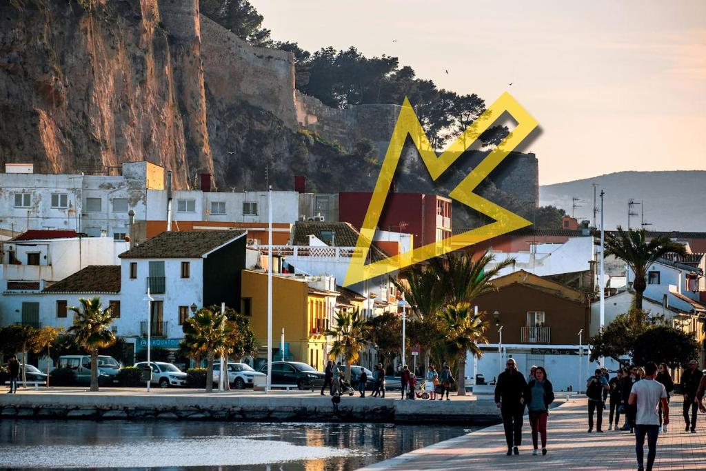 LA SIRENA - Both city and beach of Denia, Denia – Updated ...