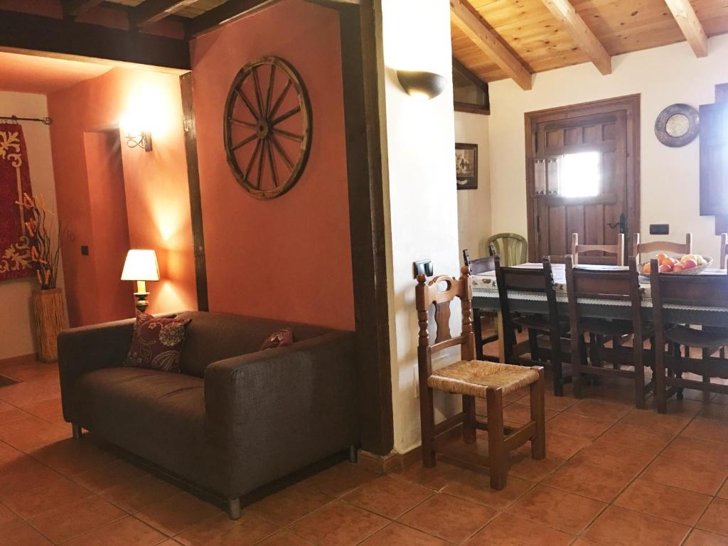 Posezení v ubytování Casa Rural EL RINCÓN DE LA MORAÑA