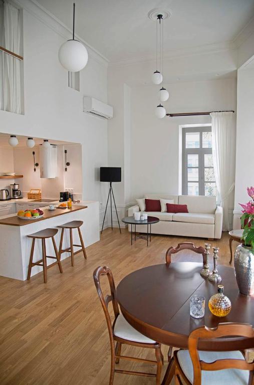 Four Streets Athens - Luxury Suites Apartments in Athens - 1