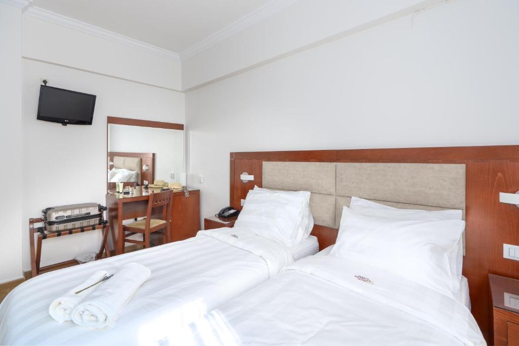 Attalos Hotel - Twin Room For Single Use