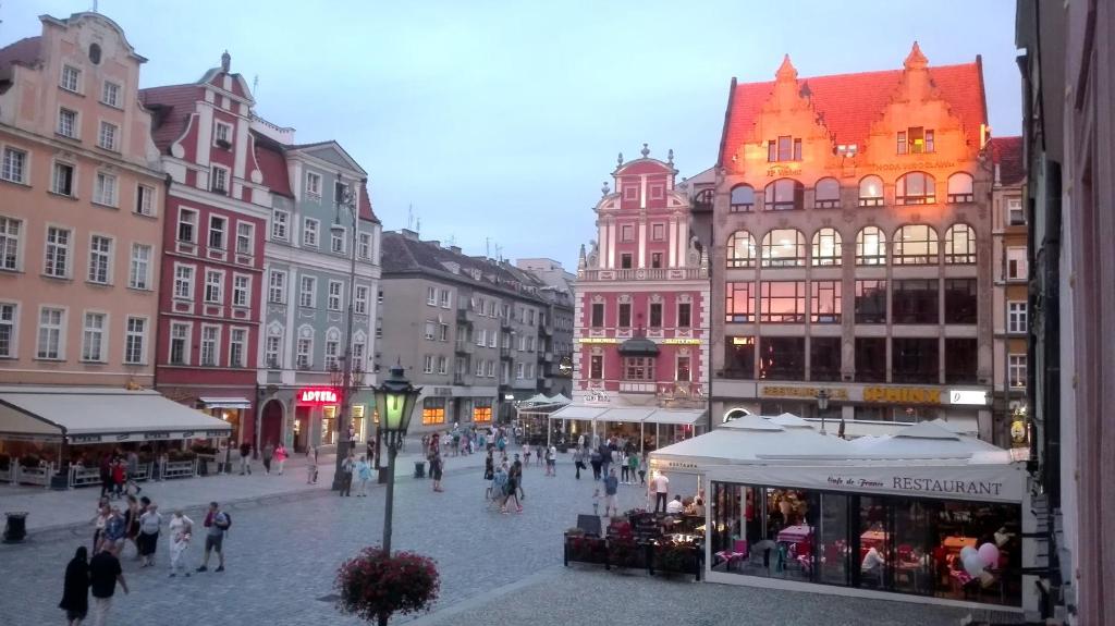Výhľad na mesto Vroclav alebo výhľad na mesto priamo z apartmánu