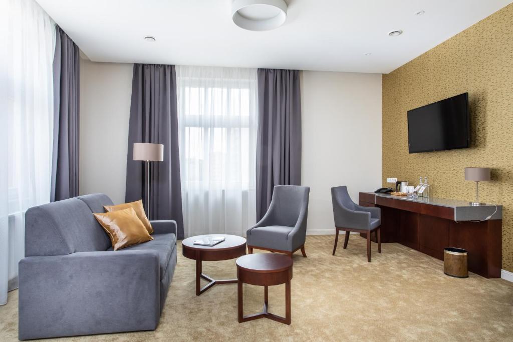 TV a/nebo společenská místnost v ubytování Jakubowy Hotel