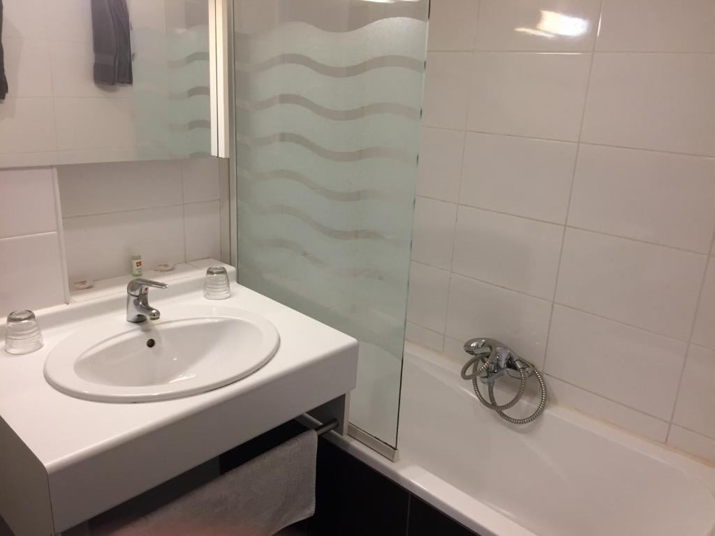 Hôtel du Sud Vieux Port - Resim 16