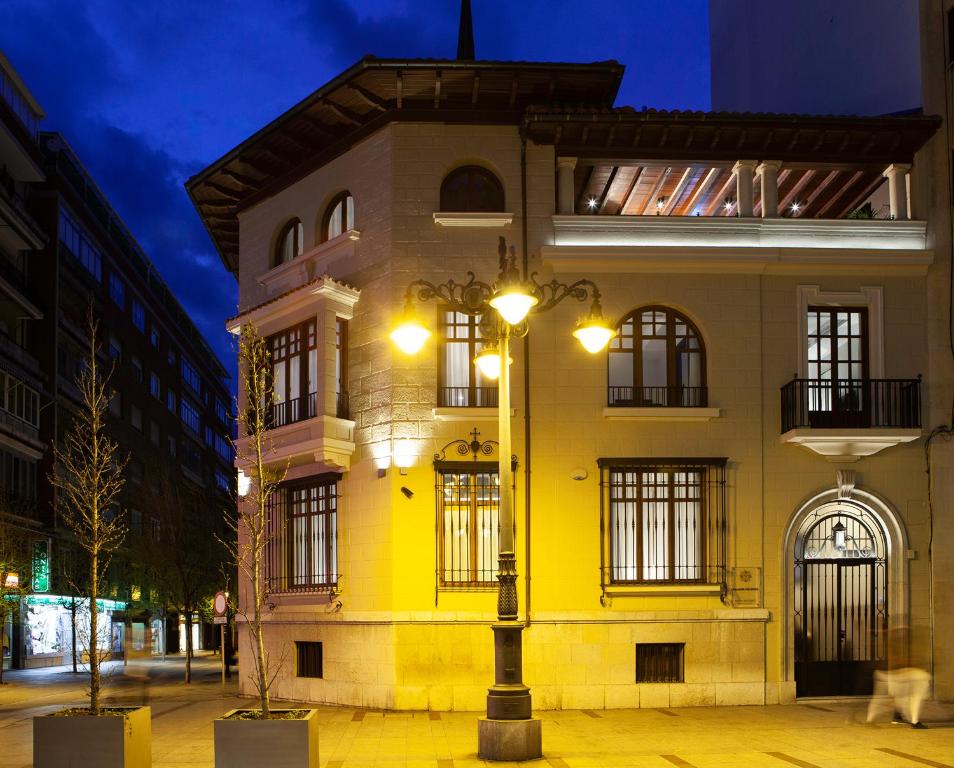 Budova, v ktorej sa hotel nachádza