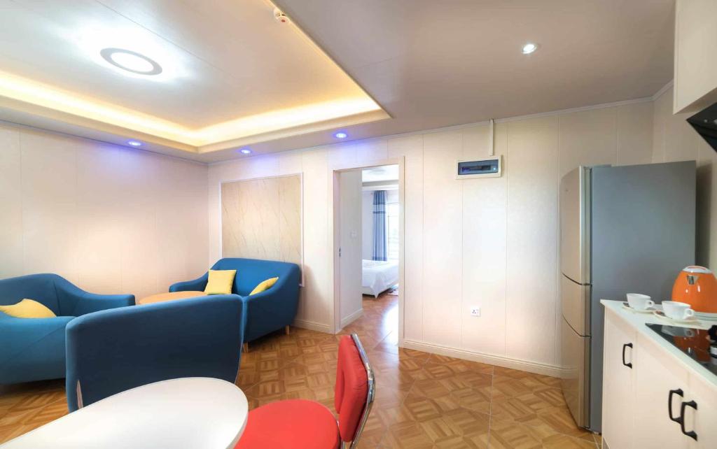 Kuchyň nebo kuchyňský kout v ubytování Riverside Hotel