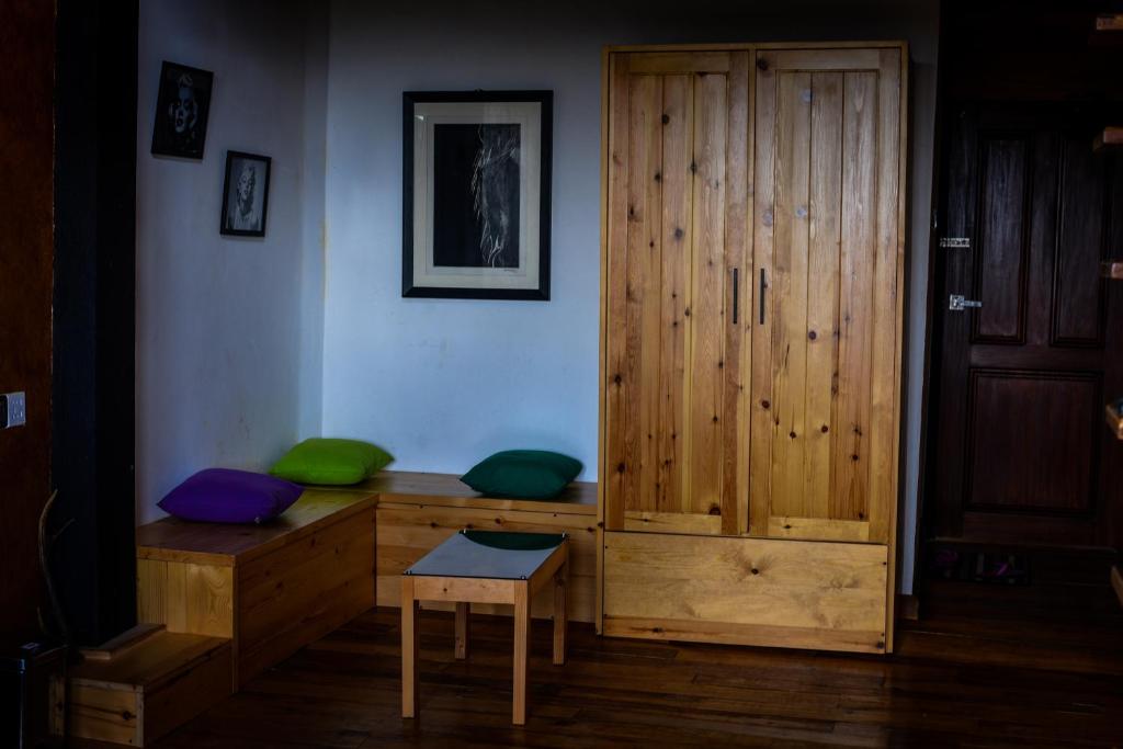 Posezení v ubytování Amansara Bungalow