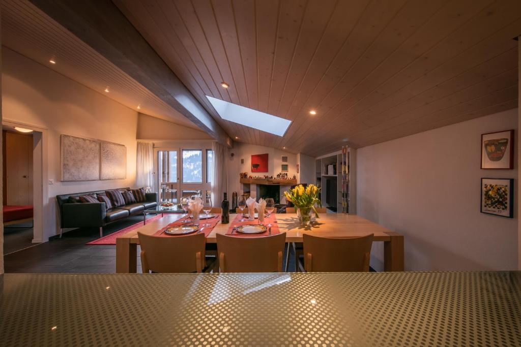 Posezení v ubytování Chalet Primula Penthouse