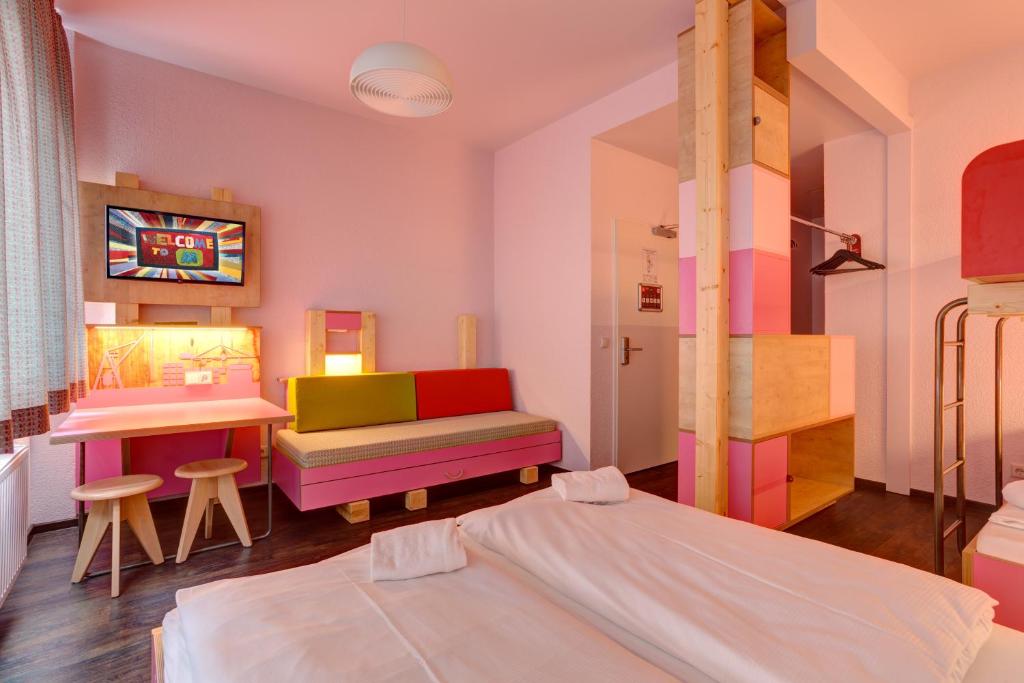 MEININGER Hotel Hamburg City Center - Resim 40