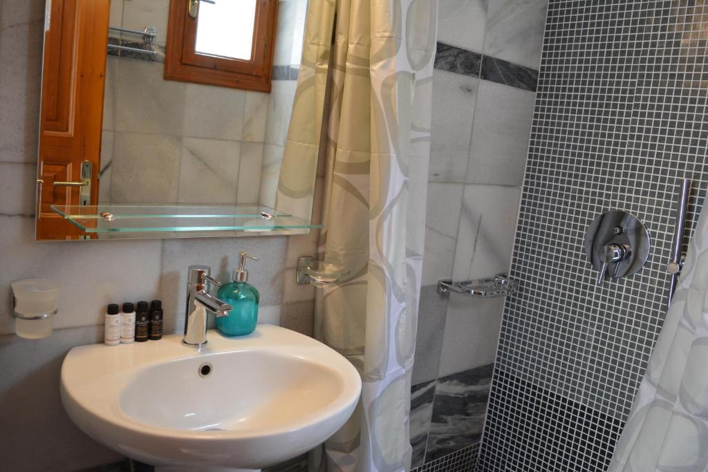 Anemomilos Suites - 4