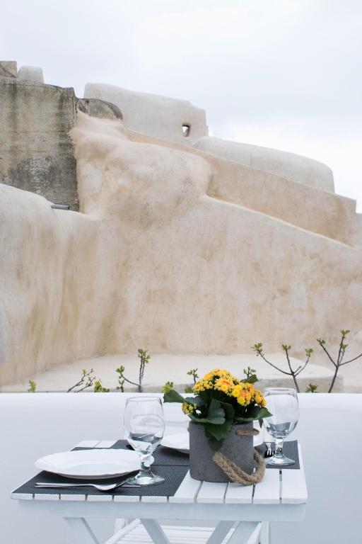 Foto dalla galleria di Stoa Cave Villas a Mesariá