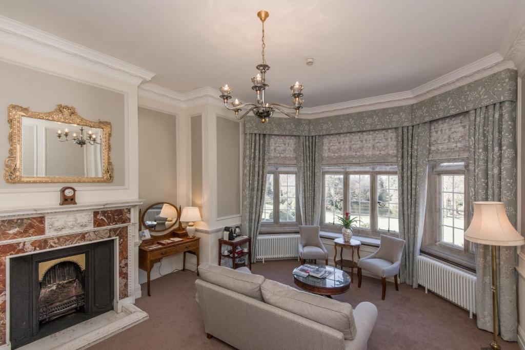 Tylney Hall Hotel - Mansion Suite