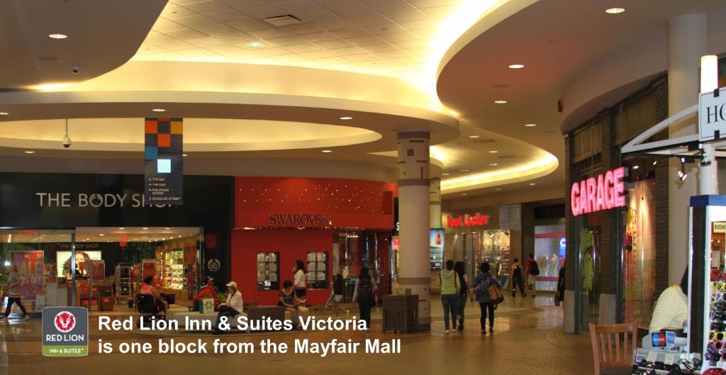 Red Lion Inn and Suites Victoria - Resim 36