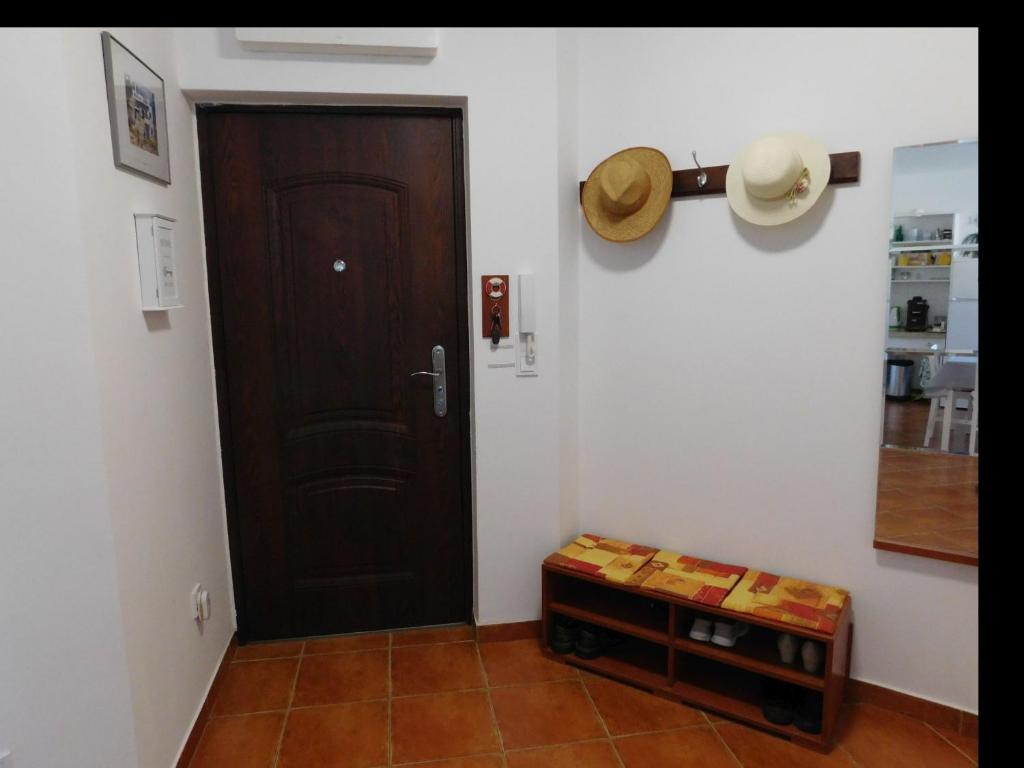 Korzó Apartman - Appartement