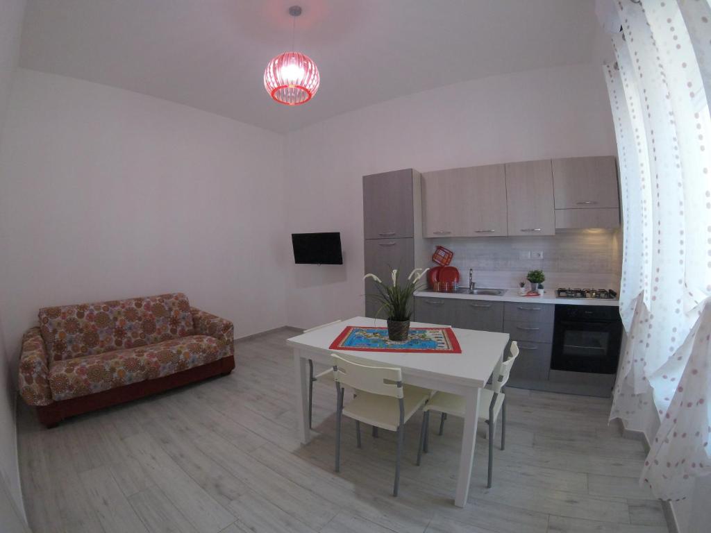 Oudeis Holidays Apartments Tropea - 12
