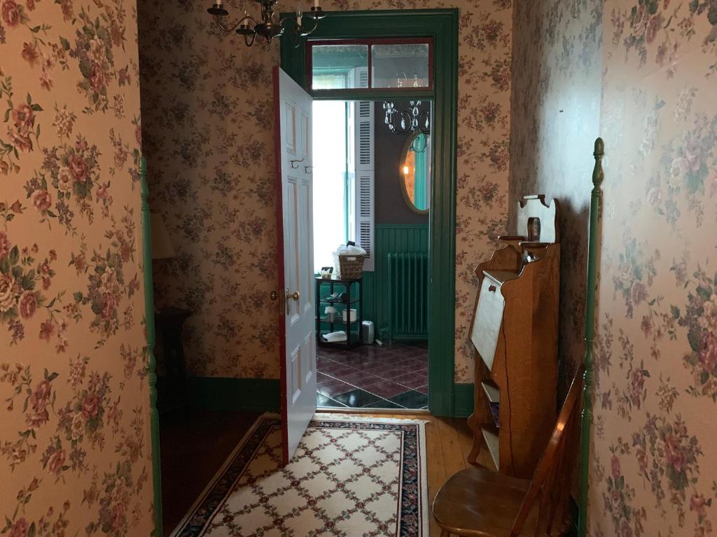 Susquehanna Manor Inn - 女王套房