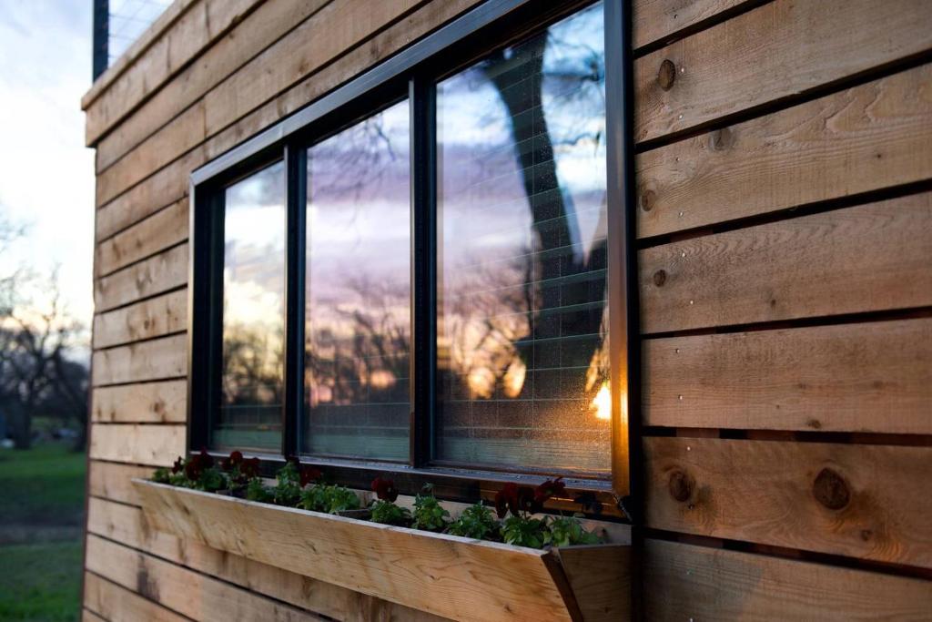 Elegant CargoHome The Anchor by Magnolia/Baylor - Suite
