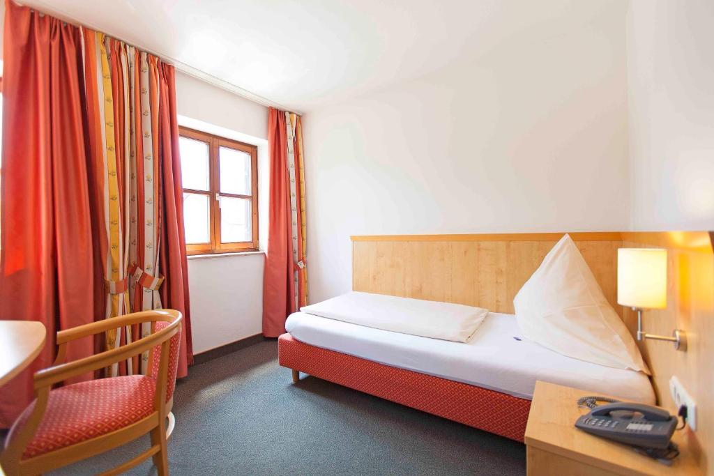 Alter Hof - Single Room