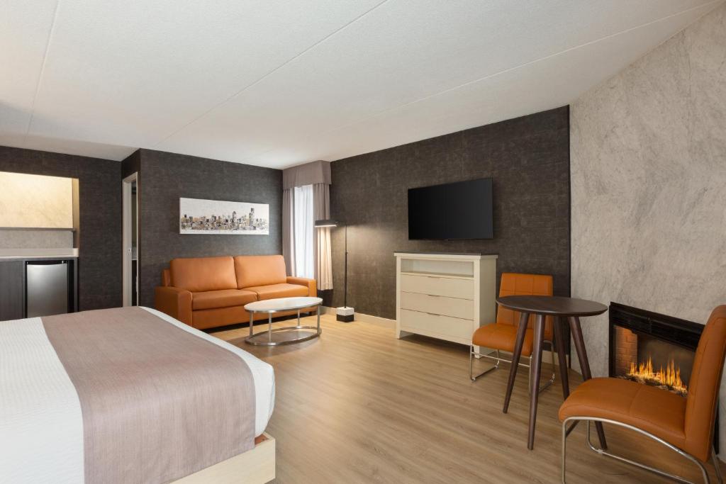 
Deluxe King Room - Non-Smoking
