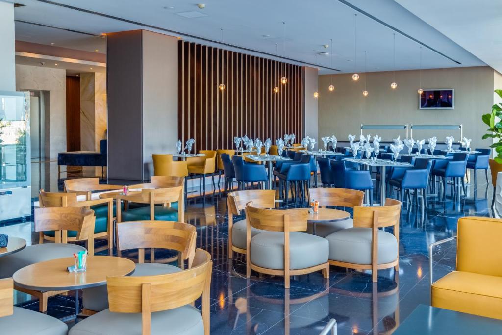 Гостиная зона в Sun Hall Hotel
