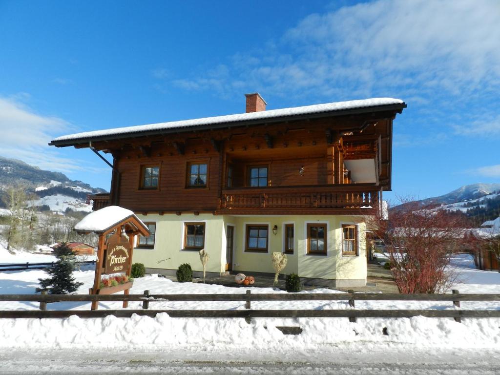 Výhľad na hory alebo výhľad na hory priamo z apartmánu