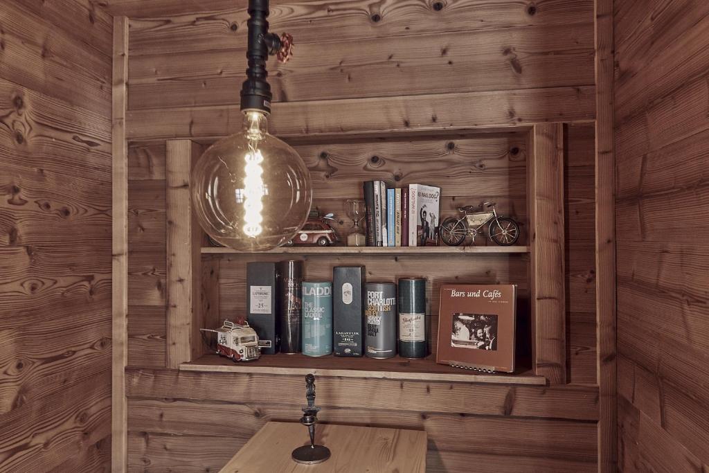 Příslušenství pro přípravu čaje a kávy v ubytování Hotel Marmotte