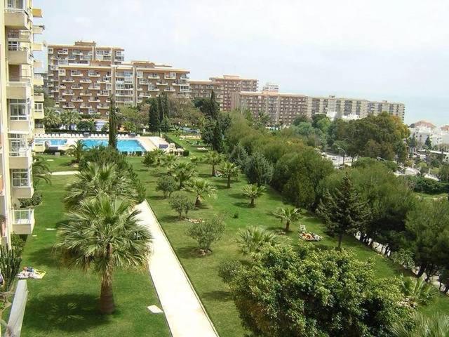 Vonkajšia záhrada v ubytovaní RANDMAR APARTMENT COSTA DEL SOL