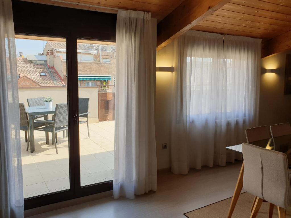 Fotografie z fotogalerie ubytování Apartamentos Real Lleida v destinaci Lleida