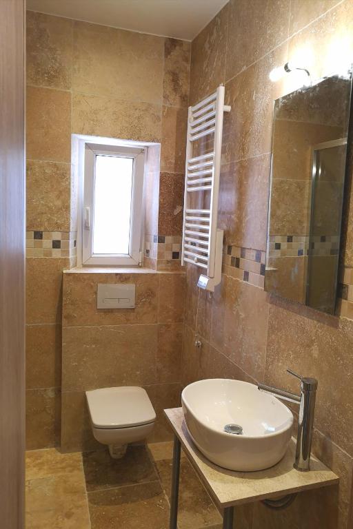Bilik mandi di Beachside appartement in center of Cannes