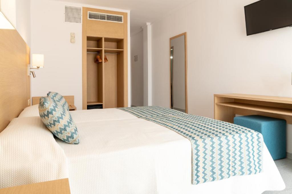 Hotel Riutort, El Arenal – Updated 2022 Prices