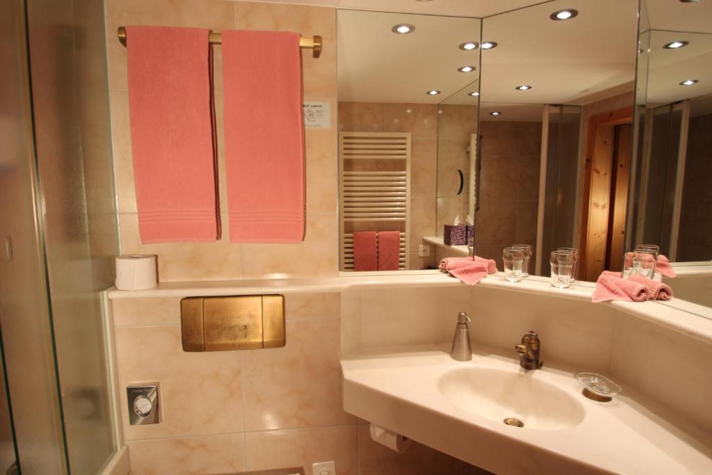 Koupelna v ubytování Hotel Gspan