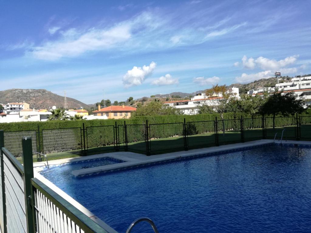 Bazén v ubytování ÁTICO VISTAMAR penthouse with views nebo v jeho okolí
